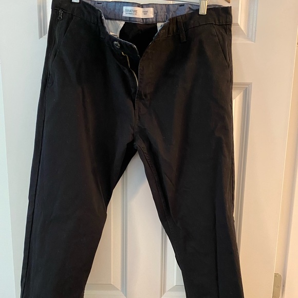 Levi Signature Pants - Picture 1 of 9
